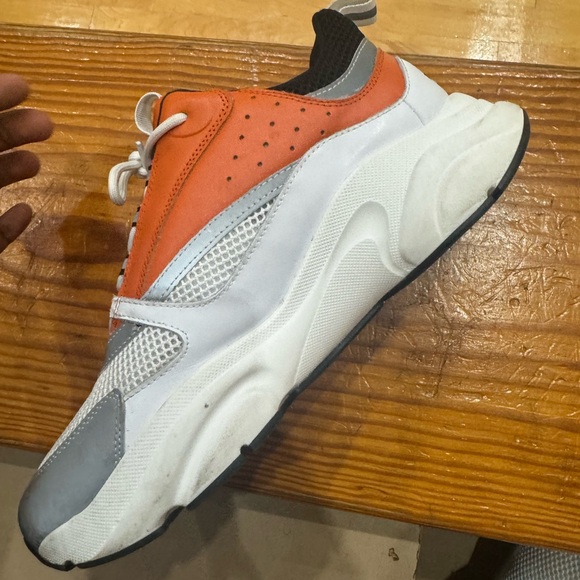 christian dior b22 size 10 wore 3 times in really good condition - Picture 6 of 8